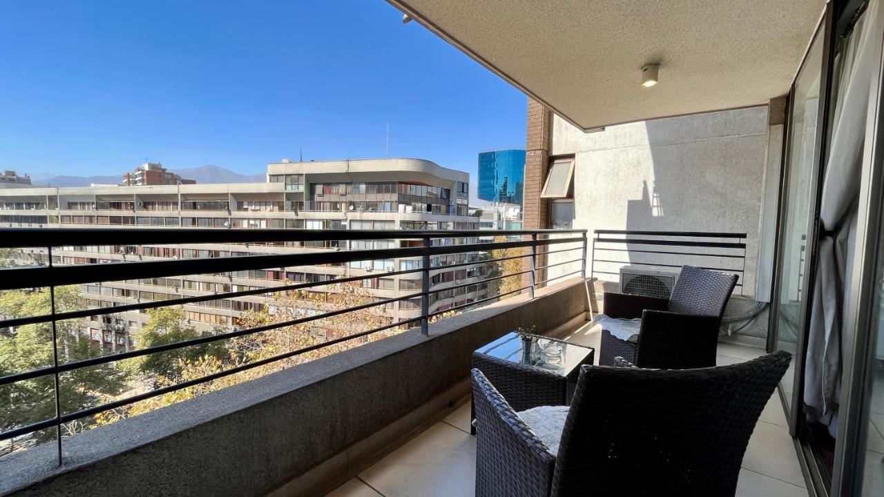 Apartamentos City Centro Los Leones Santiago del Cile Esterno foto