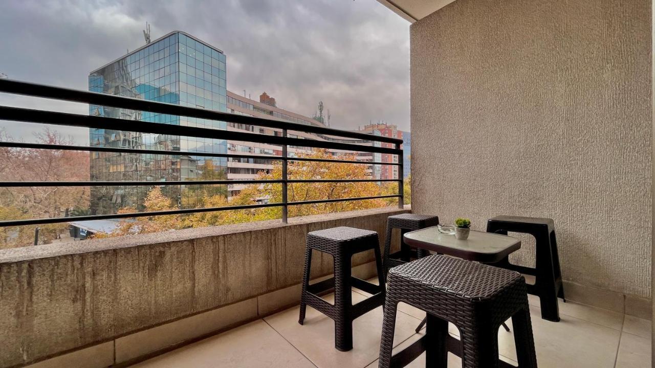 Apartamentos City Centro Los Leones Santiago del Cile Esterno foto