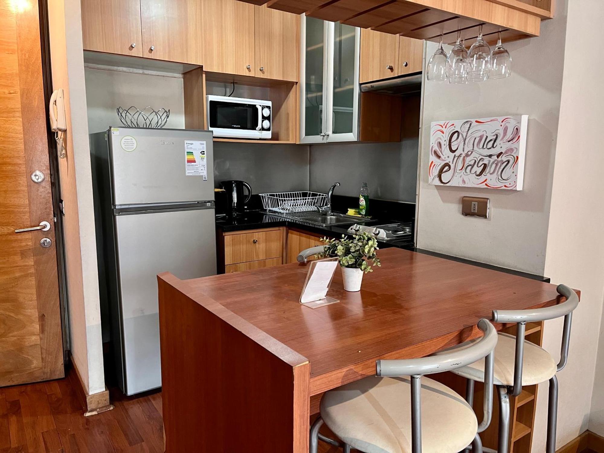 Apartamentos City Centro Los Leones Santiago del Cile Esterno foto